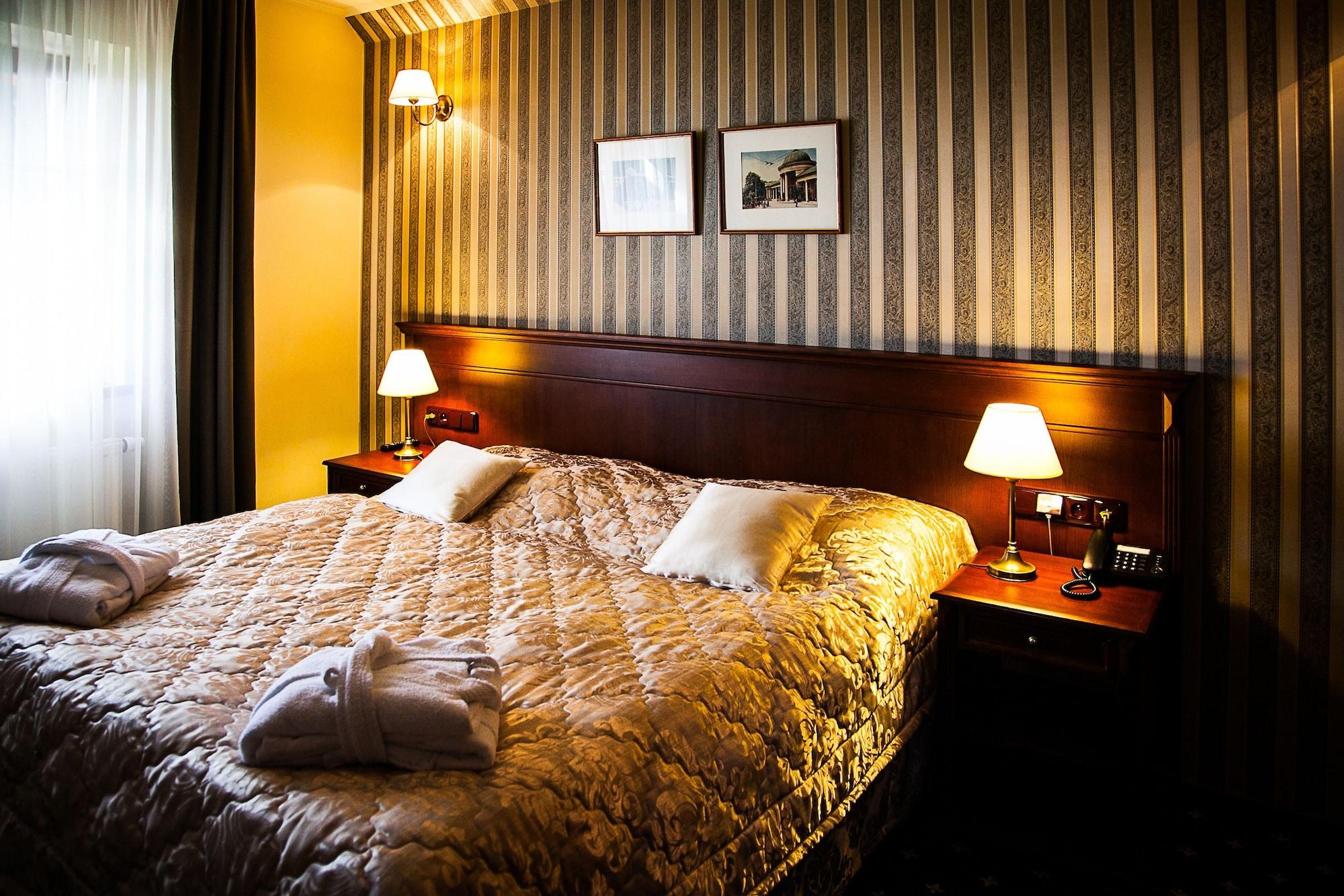 Hotel Morris Relax & Wellness Marianske Lazne Exterior photo