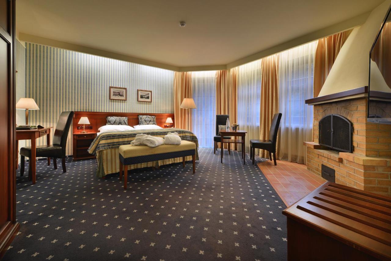 Hotel Morris Relax & Wellness Marianske Lazne Exterior photo