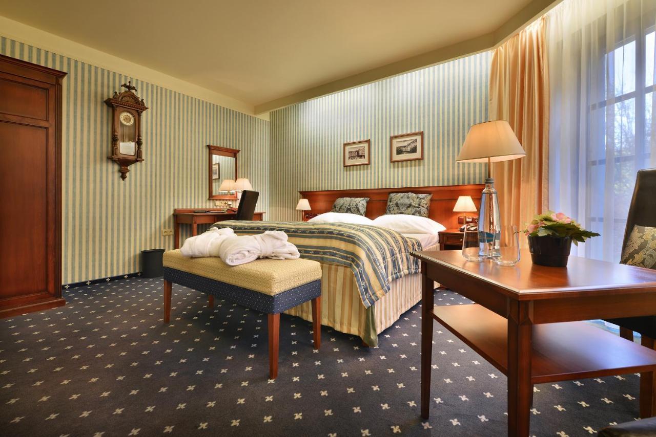 Hotel Morris Relax & Wellness Marianske Lazne Exterior photo